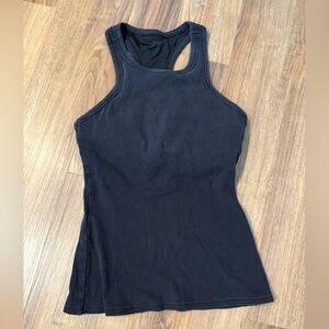 Alo Yoga Women’s Black Ribbed Tank Top (shelf bra with removable pads included)